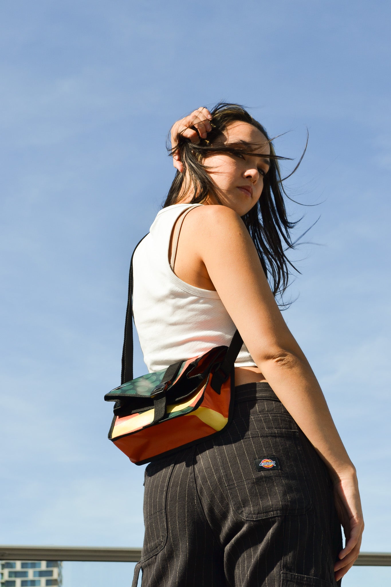 CROSSBODY BAGS