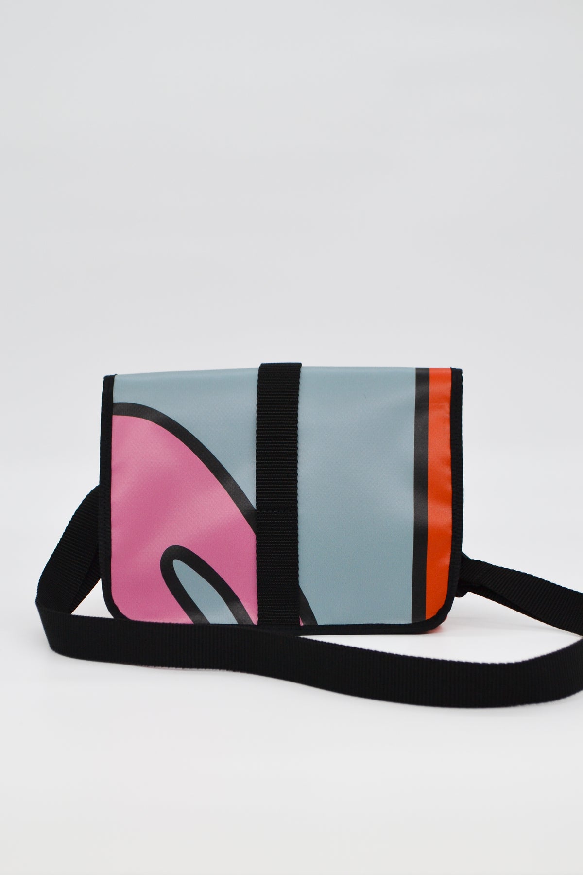 TIES (BAS STEENS X STUDIO FIEP)