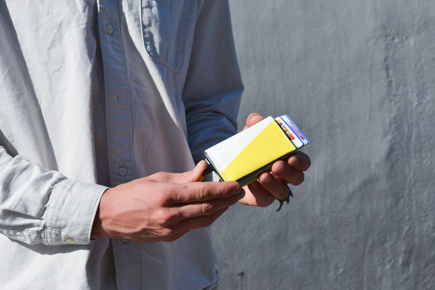 Cardholder /bright yellow